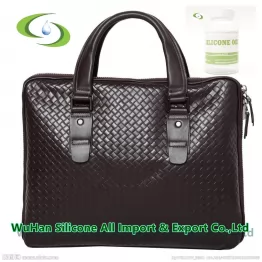 Polydimethylsiloxane silicone oil using for leather bag brightener 